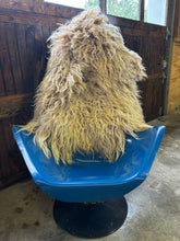 Load image into Gallery viewer, Churro Sheep Hide 11
